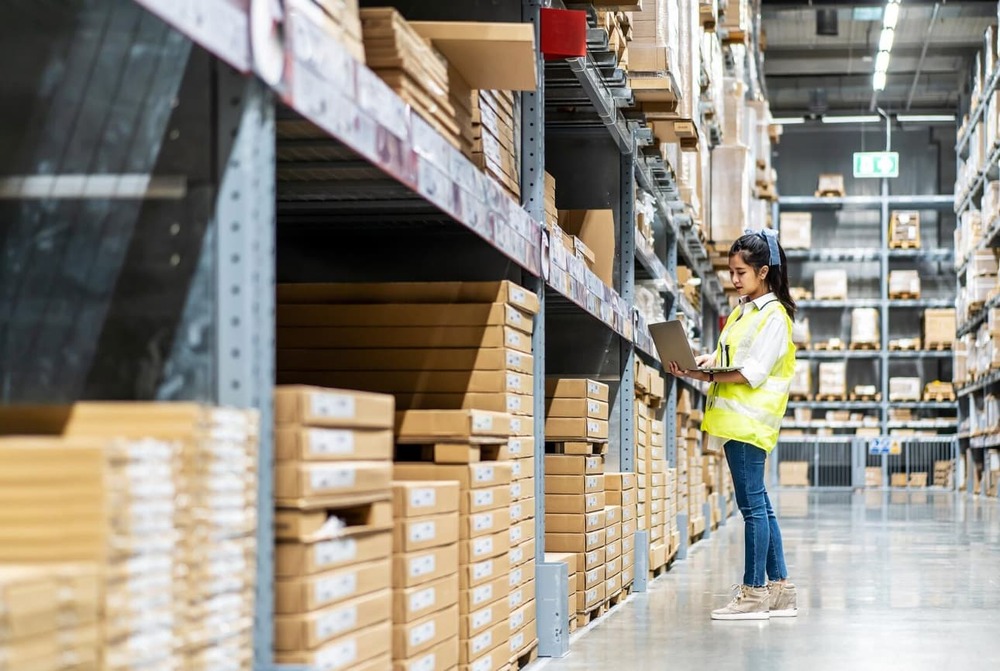 Choose Reliable Inventory Storage Backed by Local Expertise! In New York, NY, Warehousing NYC By Best delivers trusted solutions for commercial and industrial storage. With tailored storage warehouse services and reliable support, inventory stays secure, organized, and accessible. From large-scale warehouses to flexible local storage warehouses, businesses across New York, NY, benefit from strategic locations and expert handling. Partner with a provider rooted in New York, NY. Reach out today!